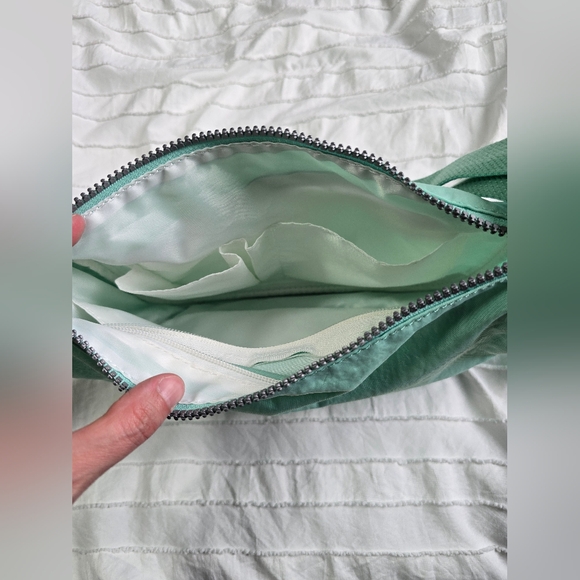 Kipling Callie Crossbody - Picture 7 of 10